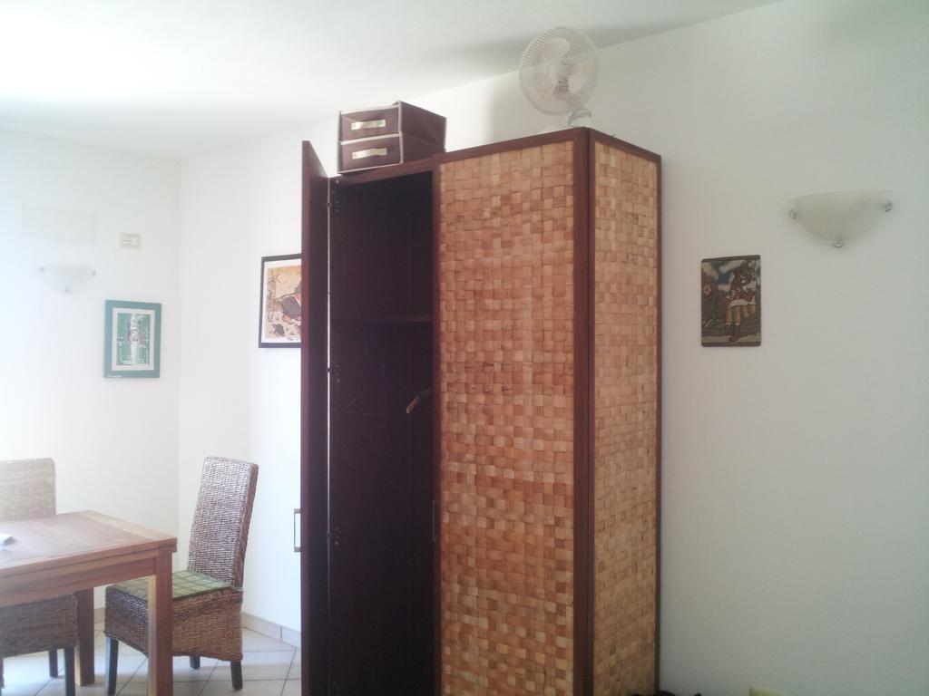 Holiday Properties Commercial Center Santa Maria Room photo